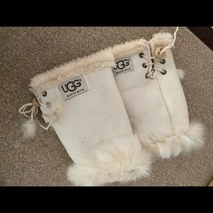 UGG fingerless gloves